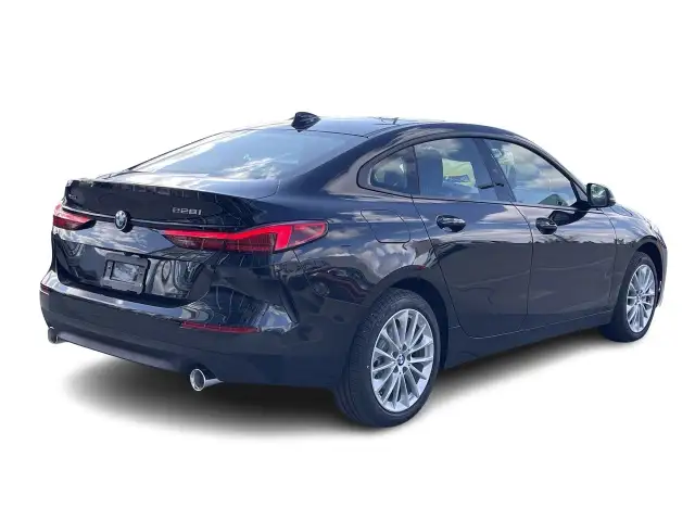 2024 BMW 2 Series dans Autos et camions dans Calgary - Image 12