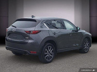 Le Mazda CX-5 GT AWD 2017 est un VUS compact haut de gamme qui allie performance, confort et technol... (image 6)