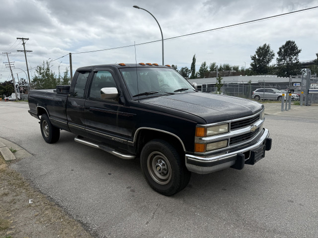 1994 CHEVROLET C2500 DIESEL 6.5L AUTOMATIC HARD TO FIND WELL KEP in Cars & Trucks in Richmond - Image 2