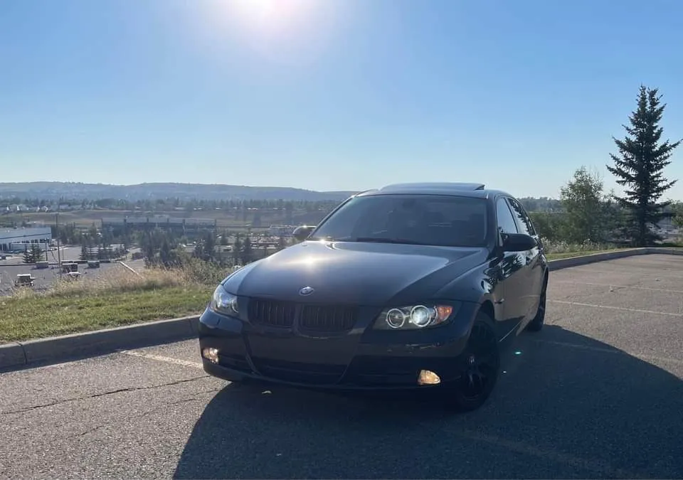 2006 BMW 325XI - AWD, Low KMs, One Owner!