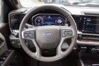 Chevrolet Silverado 1500 2025 LT Trail Boss 4WD Crew Cab 147" ~ AMVIC Licensed Dealer CALL OR TEXT U... (image 9)