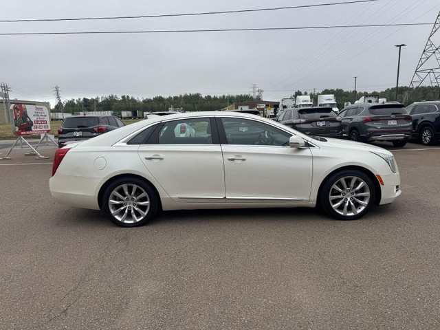 2015 Cadillac XTS Luxury - Cooled Seats - Leather Seats in Cars & Trucks in Moncton - Image 4