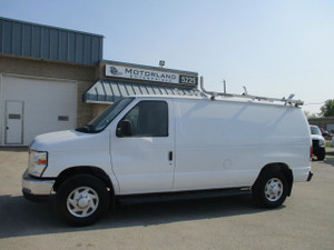 2014 Ford E-Series Van Commercial