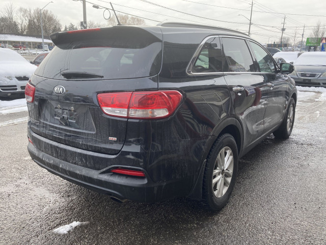 2016 Kia Sorento LX in Cars & Trucks in Kitchener / Waterloo - Image 4