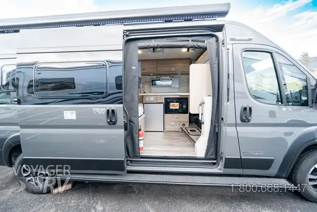 2025 Winnebago Travato 59K in RVs & Motorhomes in Kelowna - Image 44