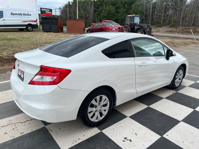 2012 Honda Civic LX - FWD, 5 SPD, Cruise, Power windows, A.C AS- in Cars & Trucks in Annapolis Valley - Image 4