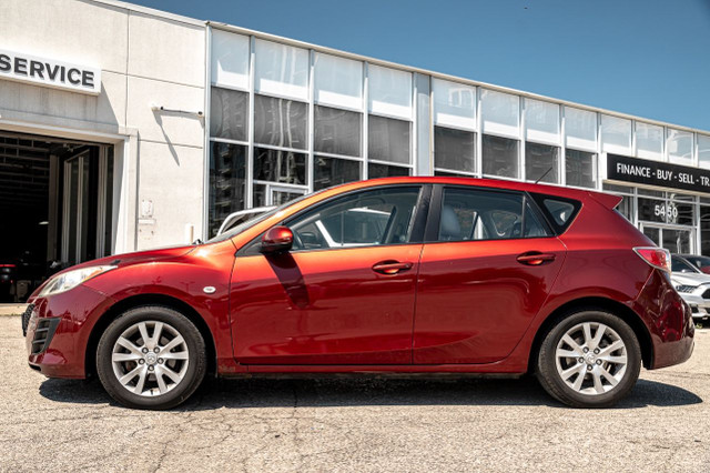 2010 Mazda Mazda3 4dr HB Sport GX in Cars & Trucks in Mississauga / Peel Region - Image 3