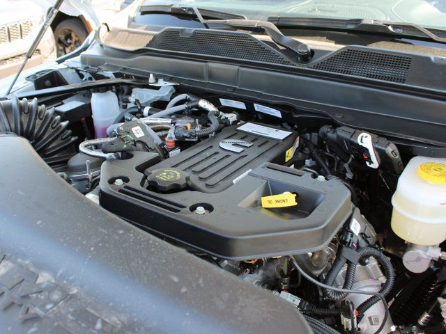 2025 Ram 3500 Limited 4x4, Sunroof, 14 Inch Screen, 5th Wheel in Cars & Trucks in Calgary - Image 2
