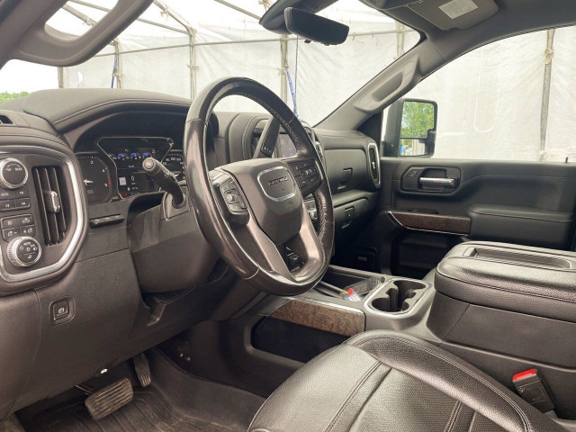 GMC Sierra 2500 DENALI CREW 4X4 *DIESEL* BOITE 8PI *GR. TECH* BO in Cars & Trucks in Laurentides - Image 4
