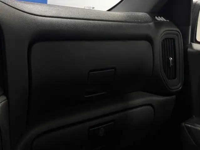 2025 Chevrolet Silverado 1500 Work Truck- Trailering Pkg in Cars & Trucks in Barrie - Image 29