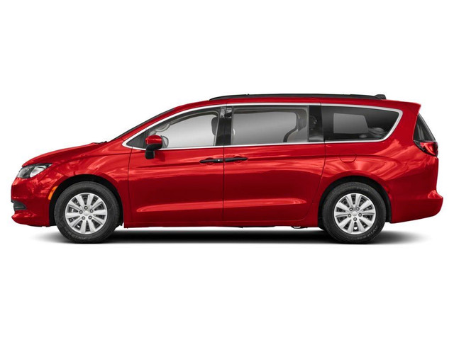 2024 Chrysler Grand Caravan SXT in Cars & Trucks in Edmonton - Image 2