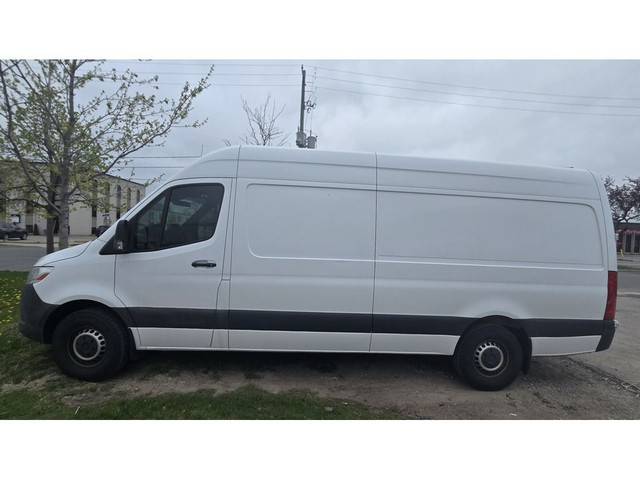 2019 Mercedes-Benz Sprinter Cargo Van 2500 - 170WB - High Roof - in Cars & Trucks in City of Toronto - Image 2