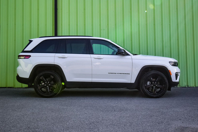 2023 Jeep Grand Cherokee Limited • HEATED LEATHER • NAV • 360 CA in Cars & Trucks in Cornwall - Image 2