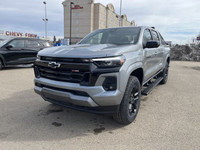 Explore new roads in the redesigned 2025 Chevrolet Colorado Crew Cab Z71 in Sterling Grey Metallic e... (image 4)