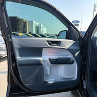 2022 MAVERICK XLT - ACCIDENT FREE - AUTO HIGH BEAMS - TRI-FOLD TONNEAU COVER - DROP-IN BEDLINER - BE... (image 9)