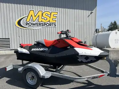 2024 Sea-Doo SPARK 1 UP TRIX Découvrez le 2024 Sea-Doo SPARK 1 UP TRIX - la dernière nouveauté de no...