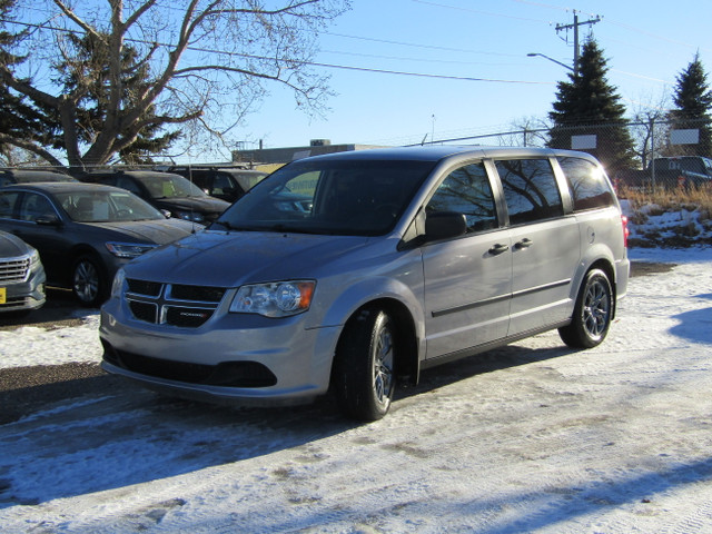 2017 Dodge Grand Caravan ALLOY RIMS-STOWN GO-FINANCING AVAILABLE in Cars & Trucks in Calgary - Image 2