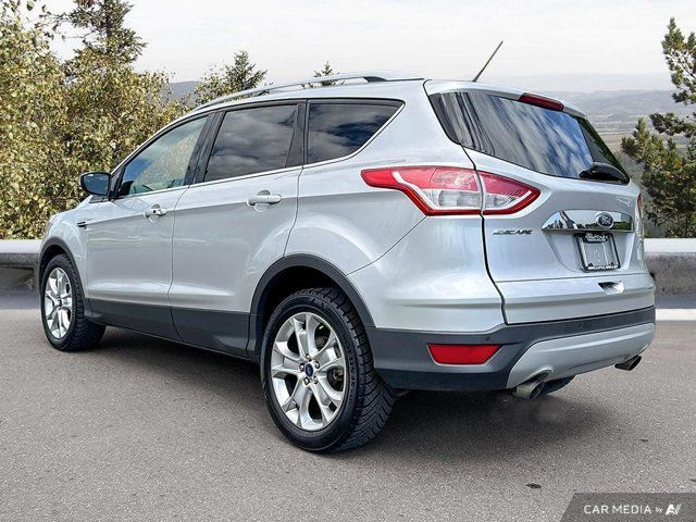 2015 Ford Escape Titanium | Low KM | 4 Wheel Drive in Cars & Trucks in Cowichan Valley / Duncan - Image 4