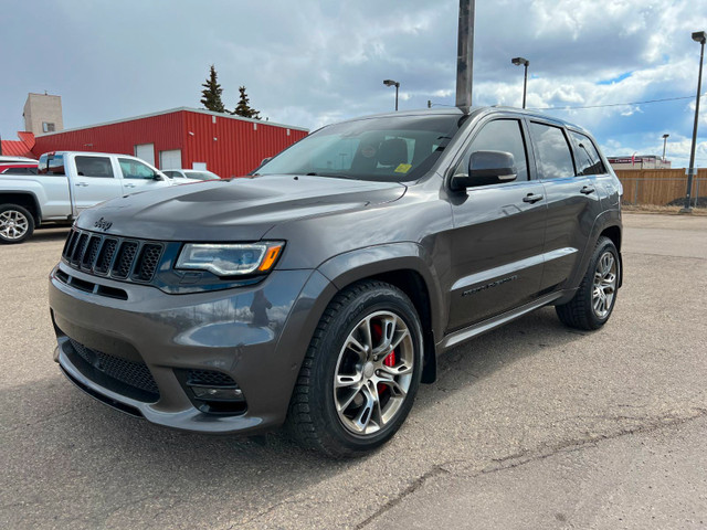 2019 Jeep Grand Cherokee SRT ONE OWNER* Low KM's*6.4L V8*Leather in Cars & Trucks in Grande Prairie