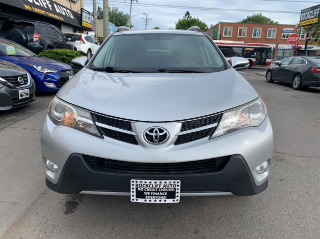 2013 Toyota RAV4 XLE 2.5L ECO mode & Power Sunroof. in Cars & Trucks in City of Toronto - Image 2