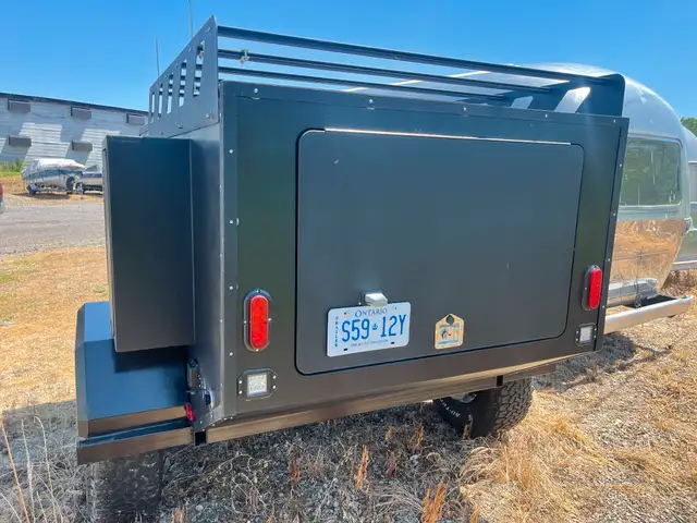 Nomad Teardrop Trailer in Cargo & Utility Trailers in Hamilton - Image 13