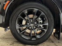 This Dodge Durango is equipped with: Cloth Bucket Seats w/Shift Insert, 7-Passenger Seating, Front H... (image 9)