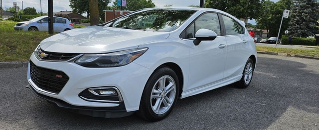 2017 Chevrolet Cruze toit ouvrant*automatique*hachback* in Cars & Trucks in City of Montréal