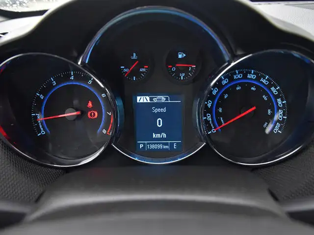 2014 Chevrolet Cruze LTZ in Cars & Trucks in Red Deer - Image 14