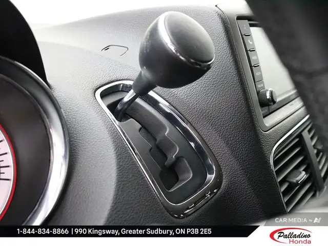 2018 Dodge Grand Caravan Crew Plus in Cars & Trucks in Sudbury - Image 25