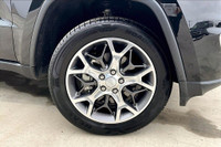 3.6 L 6 Cyl Engine Vehicle Options: Leather Interior, Rear Back Up Camera, Touch Screen Radio System... (image 7)