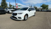 2024 Chrysler Pacifica Touring-L Command the road in this 2024 Chrysler Pacifica Touring-L, boasting... (image 8)