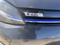 See Dealer Website for Details. 2018 Volkswagen e-Golf Comfortline (image 6)