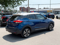 2020 Nissan Kicks SR SR | Blindspot | Carplay | Heated Seats Deep Blue Pearl/Fresh Powder 1.6L 4-Cyl... (image 8)