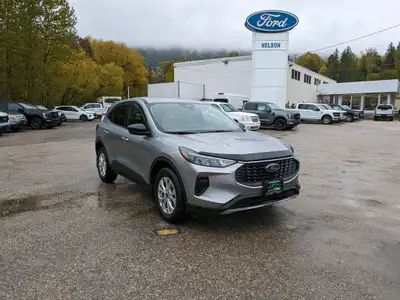  2024 Ford Escape Active 0.99% Financing Available AWD, Cold Wea