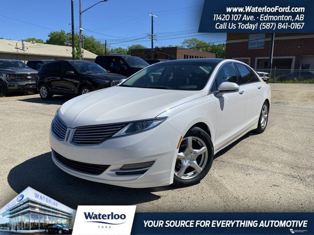 2013 Lincoln MKZ Base | Remote Start | Panoramic Roof in Cars & Trucks in Edmonton