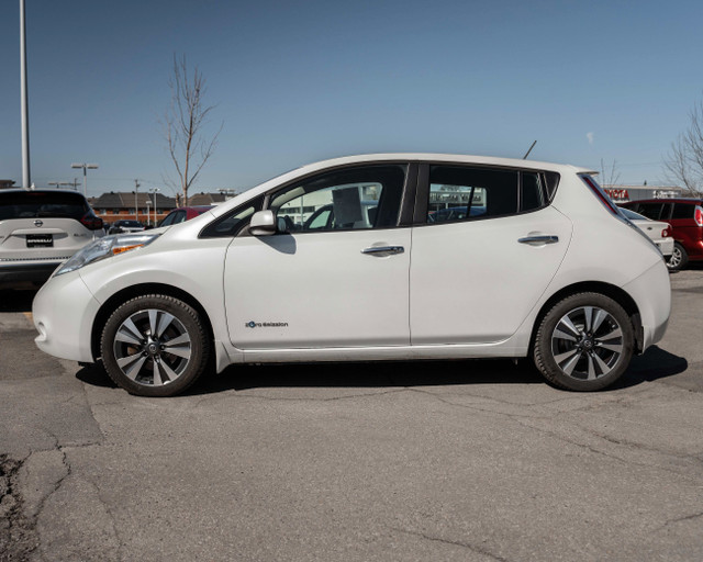 2017 Nissan Leaf SV NAVIGATION - MAGS 17 '' - CAMERA DE RECUL -  in Cars & Trucks in City of Montréal - Image 3