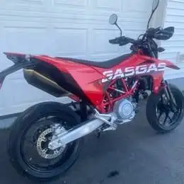 NEW with full warranty,financing available,ABS,Traction control,super fast real fun bike $10,900 Yea...