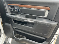 WE CAN GET YOU APPROVED ON THIS 2014 RAM LARAMIE 1500 QUAD CAB 4X4 TODAY FEATURED OPTIONS -Leather s... (image 7)