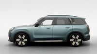 Le tout nouveau *MINI Countryman Cooper S 2025 *est aussi audacieux et aventurier que vous. Que vous... (image 3)