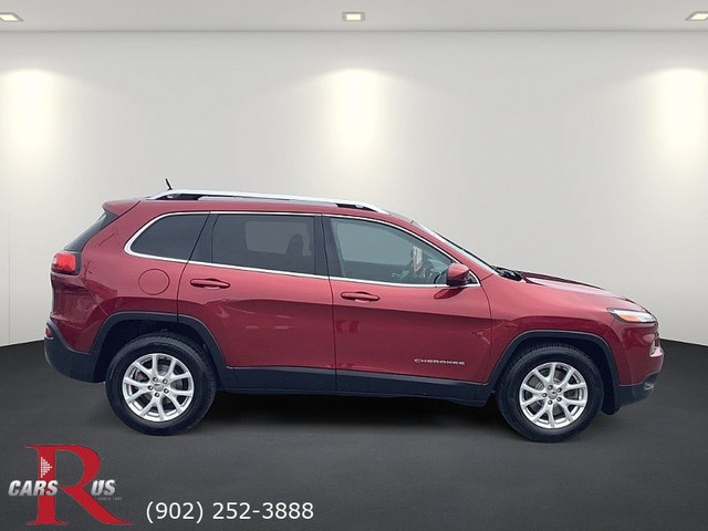 2015 Jeep Cherokee North 4dr SUV in Cars & Trucks in Bedford - Image 4