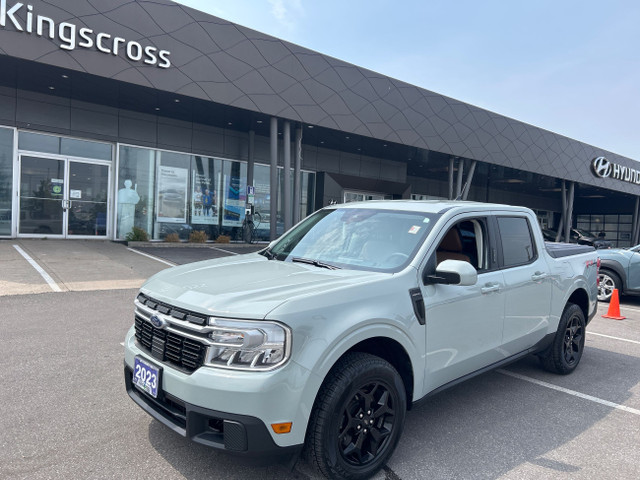 2023 Ford Maverick Lariat Crew Cab AWD 2.0L Ecoboost in Cars & Trucks in City of Toronto