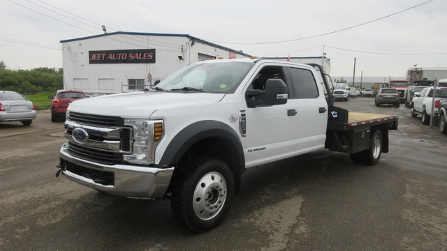2019 FORD F-550 XLT CREW CAB FLAT DECK!!2024 BLOWOUT SALE!! in Heavy Equipment in Vancouver - Image 2