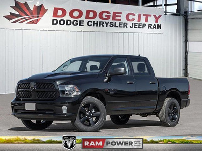  2023 Ram 1500 Classic Express 4x4 Crew Cab 5'7 Box