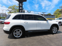 100% CANADIAN VEHICLE Visit Our Website @ EliteLuxuryMotors.ca _____________________________________... (image 6)