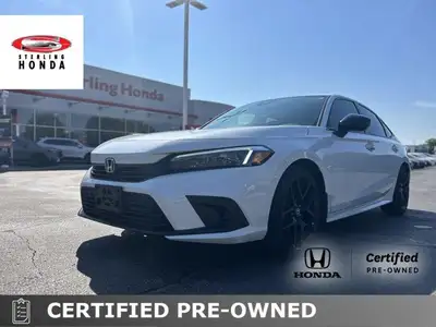 This 2022 Honda Civic Sedan Sport shines in Platinum White Pearl, boasting a sporty profile and a su...