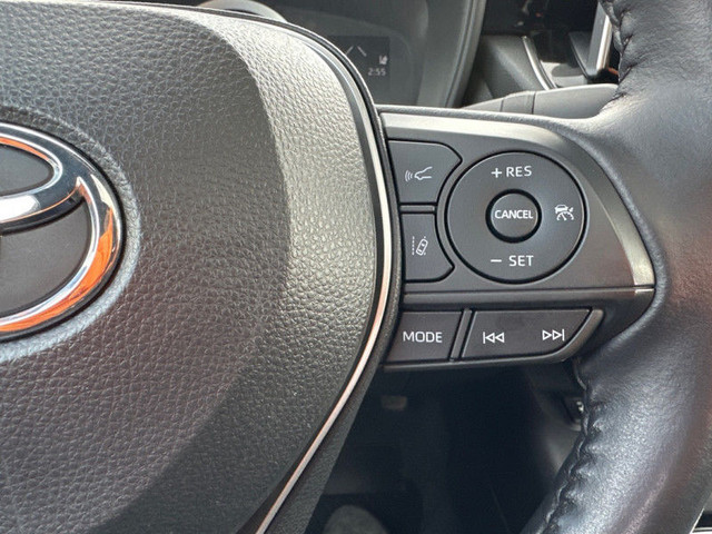 2022 Toyota Corolla SE - Heated Seats - Low Mileage in Cars & Trucks in Edmonton - Image 2