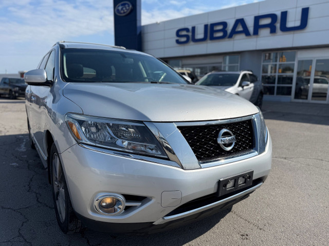 2015 Nissan Pathfinder Platinum Leather, DVD, Sunroof in Cars & Trucks in Markham / York Region - Image 2