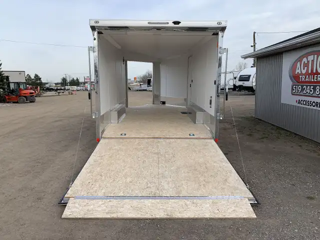 2025 LEGACY SERIES LEGACY 8.5' WIDE DRIVE IN/DRIVE OUT MULTI-SPO in Cargo & Utility Trailers in Hamilton - Image 9