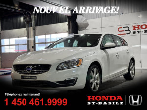 2018 Volvo V60 T5 AWD + CAMERA + CRUISE + TOIT + CUIR + WOW !!