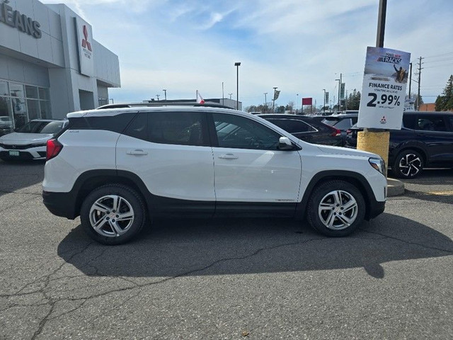 2018 GMC Terrain AWD 4dr SLE in Cars & Trucks in Ottawa - Image 3